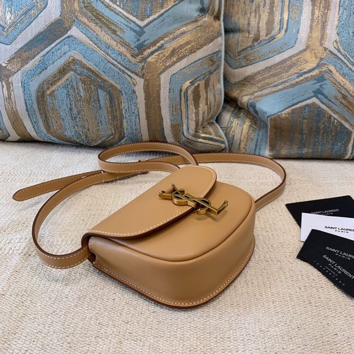 Amelia - YSL Bag - 3691