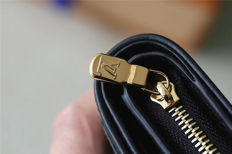 Fan Fashion Lu-Vi bags - 8768