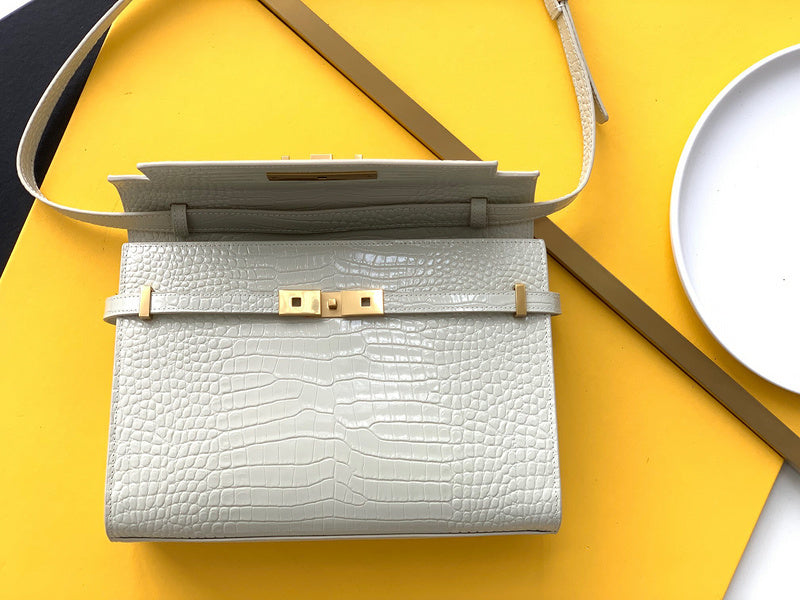 Amelia - YSL Bag - 3665