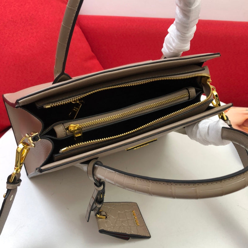 Barnes-Bags - Prada Bags - 993