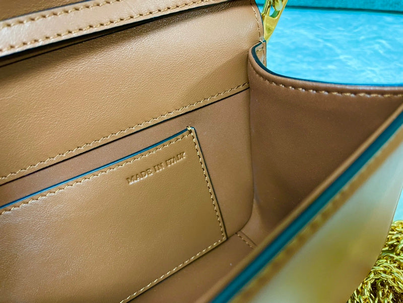 Amelia's Bag Gallery - VEL Bags - 869