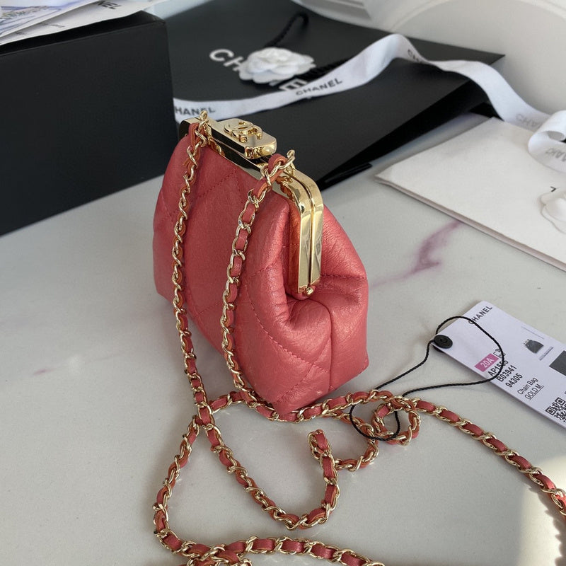 Wellow Bags - Chanel - Bags  - 499