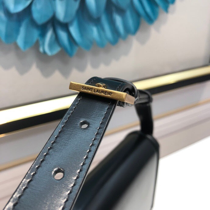 Amelia - YSL Bag - 3711