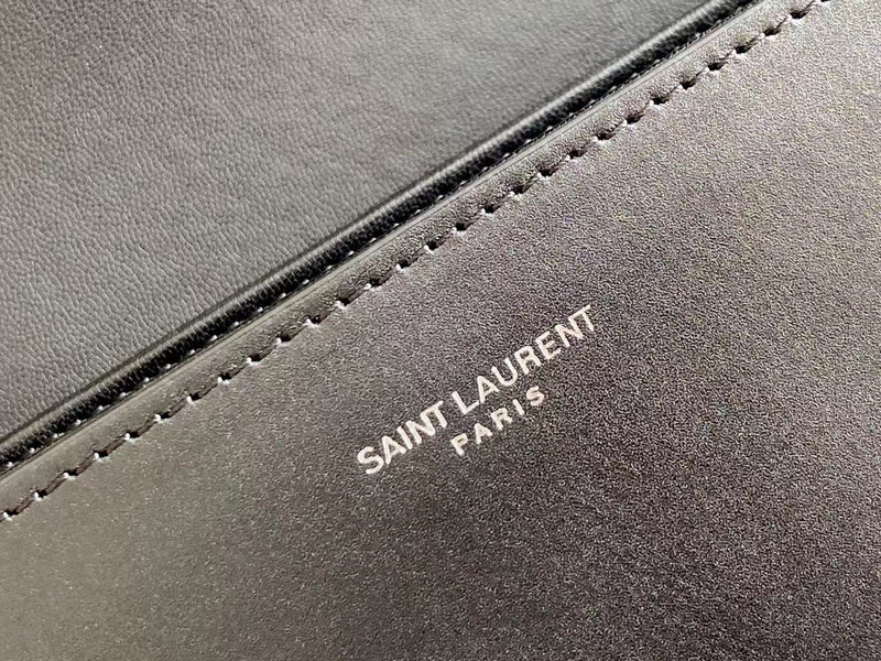 Amelia - YSL Bag - 4153