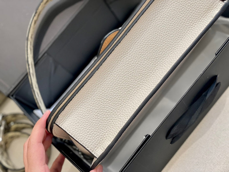 Amelia - CCH Bags - 320