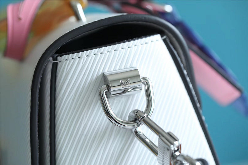 Fan Fashion Lu-Vi bags - 8436