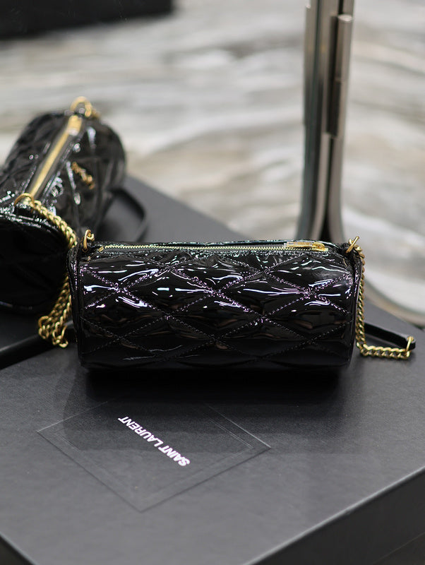 Amelia - YSL Bag - 1852