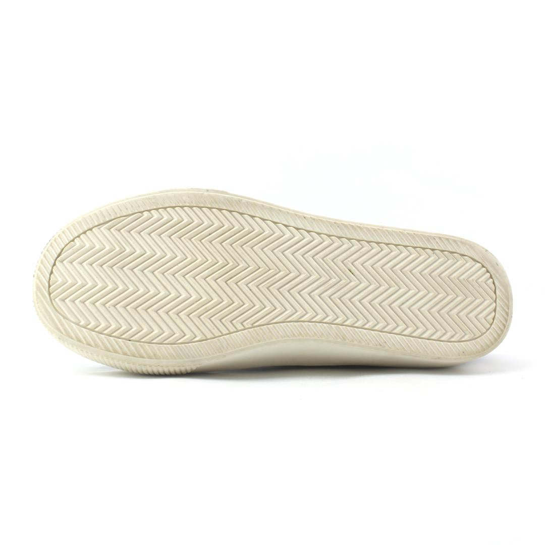 TORRID .
