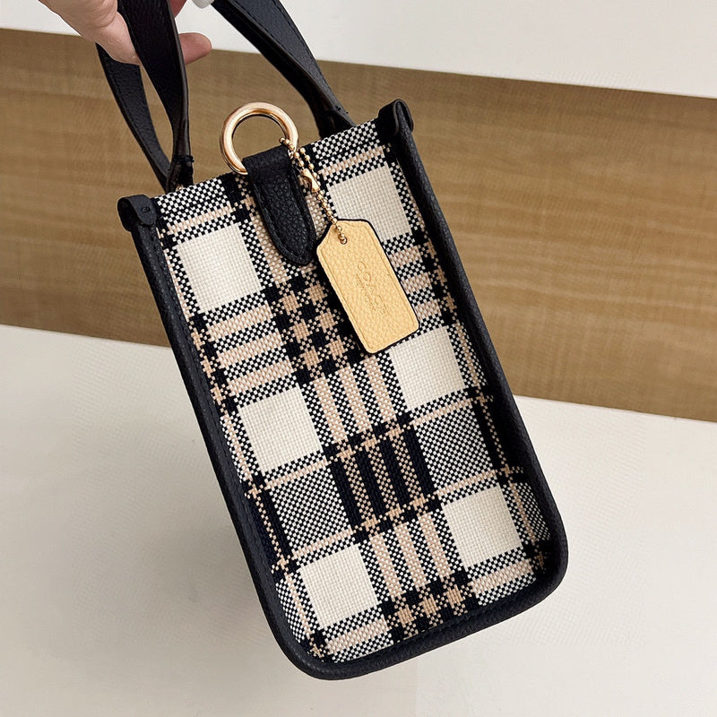 Amelia-i CAH Bags - 082