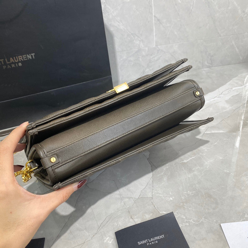 Amelia - YSL Bag - 4090