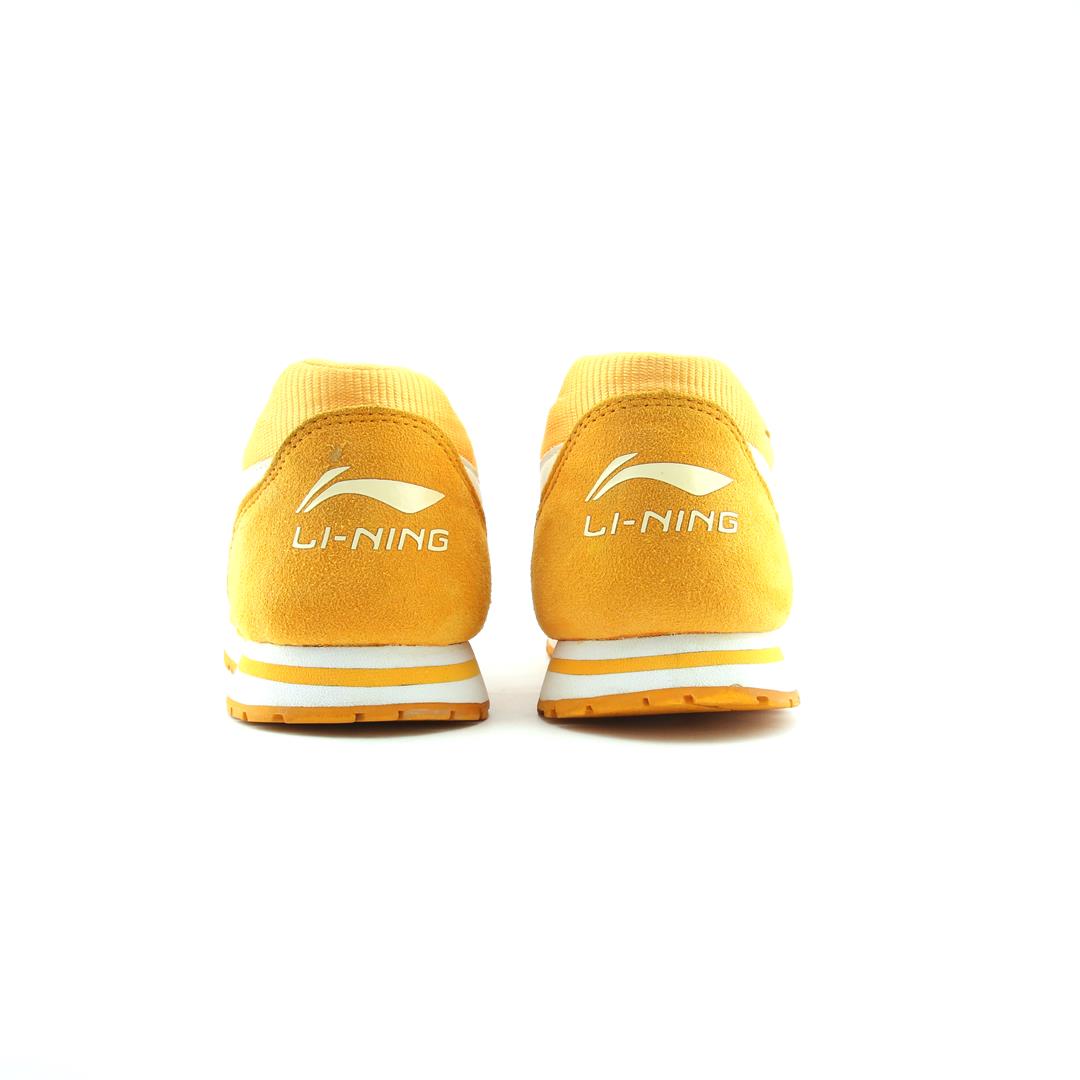 LI-NING .