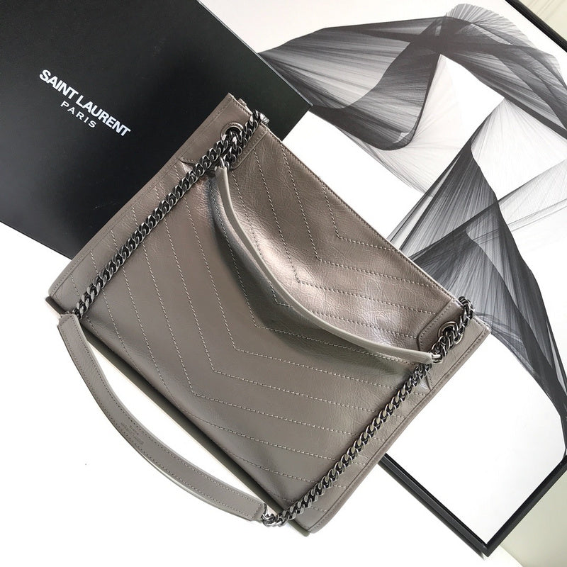 Amelia - YSL Bag - 2340