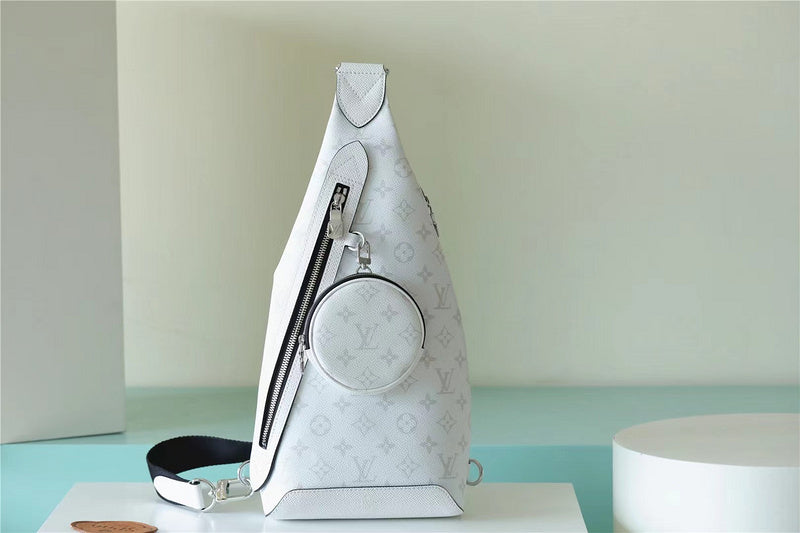 Fan Fashion Lu-Vi bags - 9947