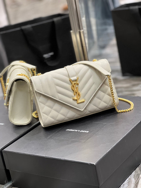 Amelia - YSL Bag - 1904
