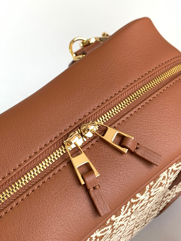 Amelia's Bag Gallery - LWO Bags - 913