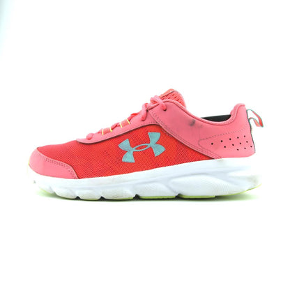 UNDER ARMOUR ASSERT 8