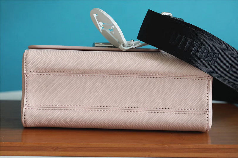 Fan Fashion Lu-Vi bags - 8461