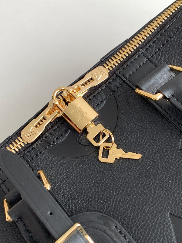 Amelia - LOV Travel Bags - 002