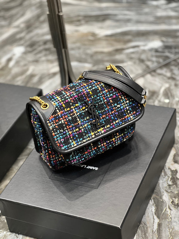 Amelia - YSL Bag - 4209