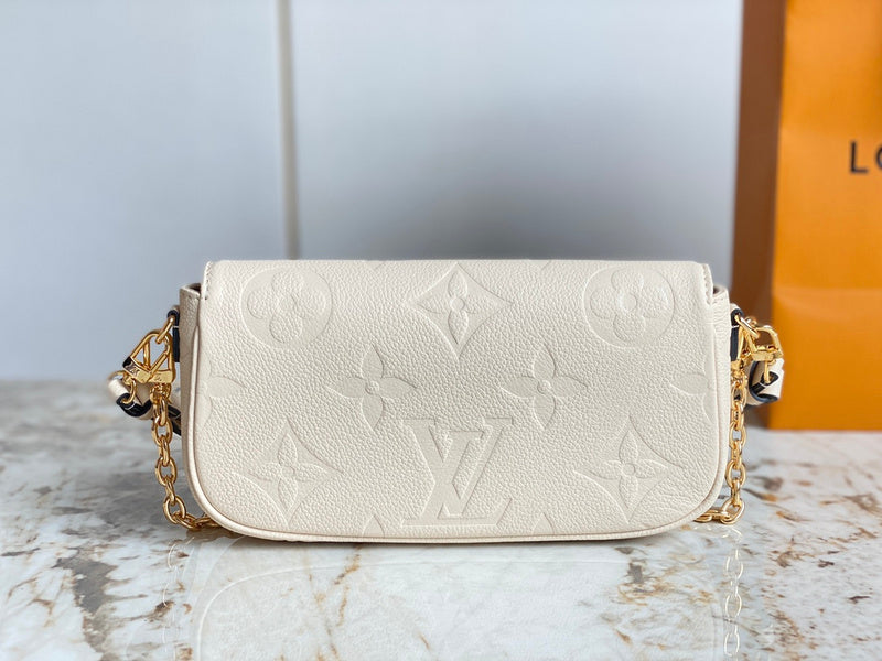 Amelia's Bag Gallery - LOV Bags - 942