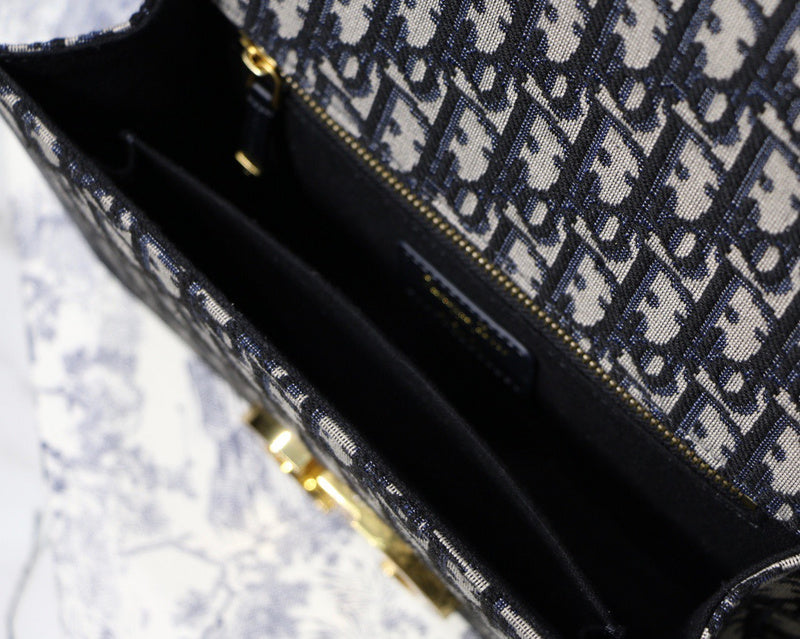 Amelia - DYOR   BAGS FOR WOMEN - FASHION LUXURY BAGS 225