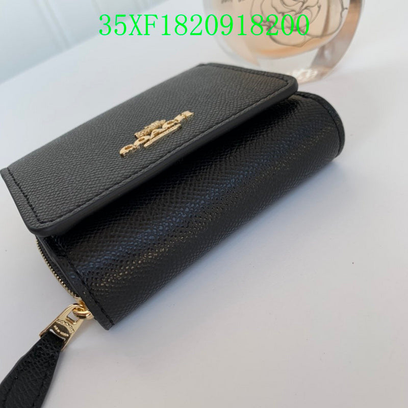 Amelia - CAH Wallet - 077