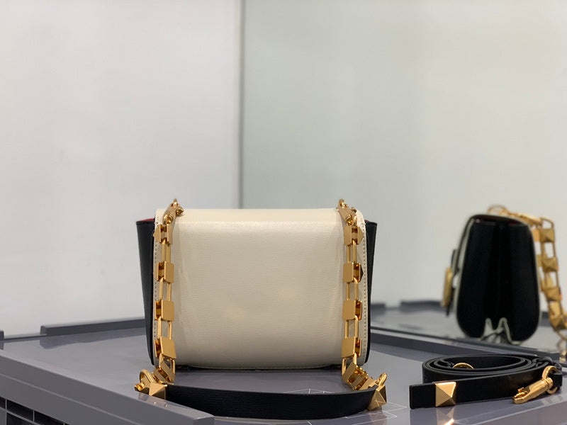 VAL LUXURY BAGS - FOR FASHION LOVERS  AFFORDABLE LUXURY BAGS- 1435