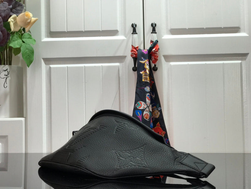 Fan Fashion Lu-Vi bags - 17564