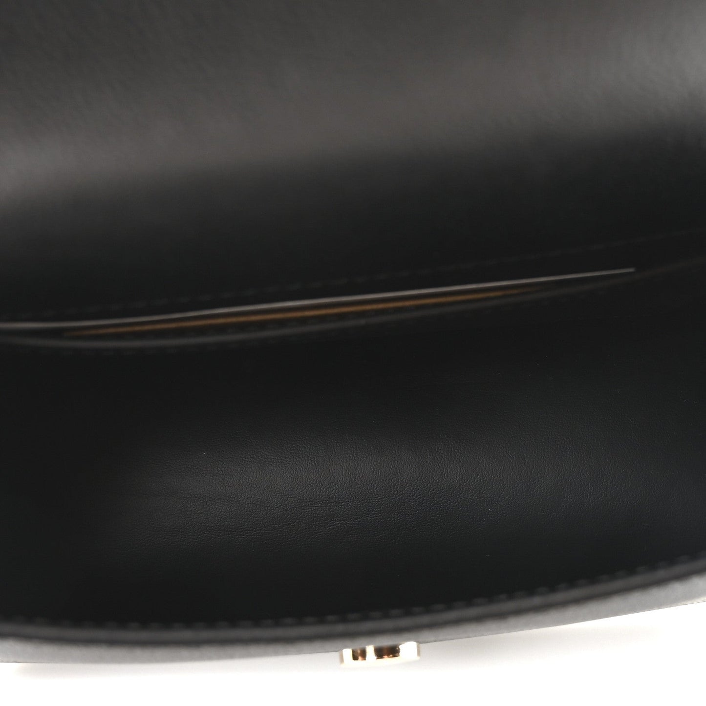 Amelia Grained Calfskin Ho    Check Small Madison Shoulder Bag Black