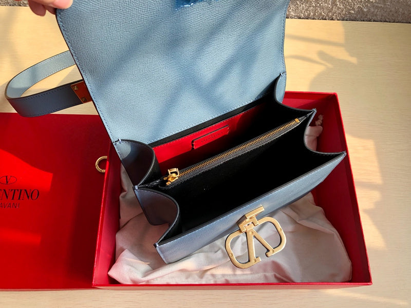 VAL LUXURY BAGS - FOR FASHION LOVERS  AFFORDABLE LUXURY BAGS- 1319