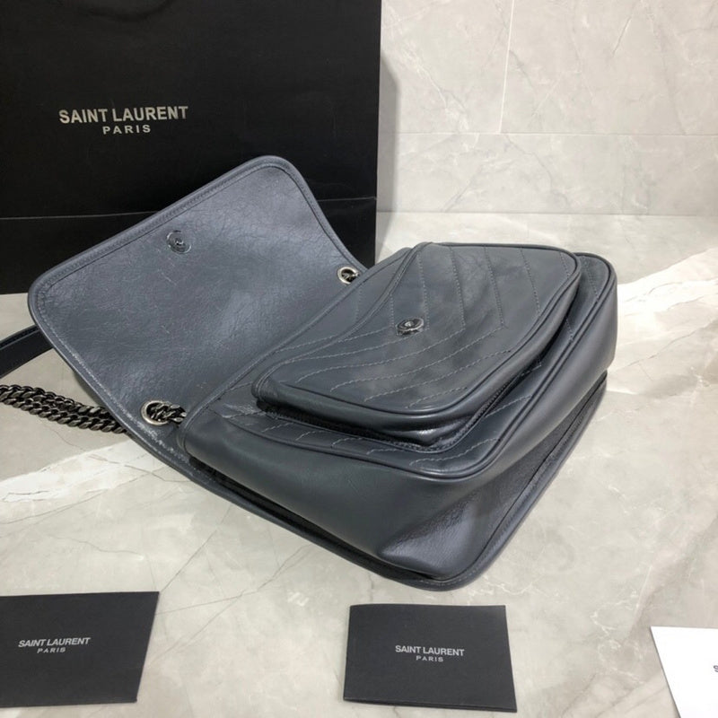 Amelia - YSL Bag - 4050