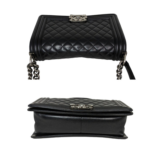 Chanel bag Black Quilted Calfskin Medium Boy Bag