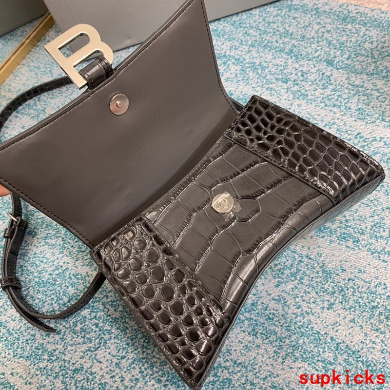 Amelia- BG Hourglass Bags - 174