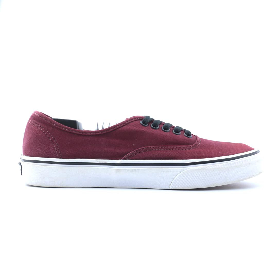 VANS AUTHENTIC