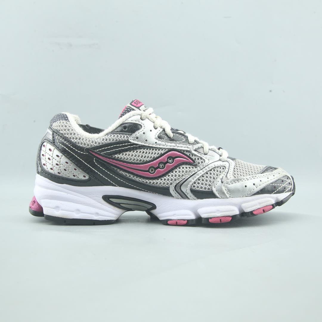 SAUCONY STRATOS 5