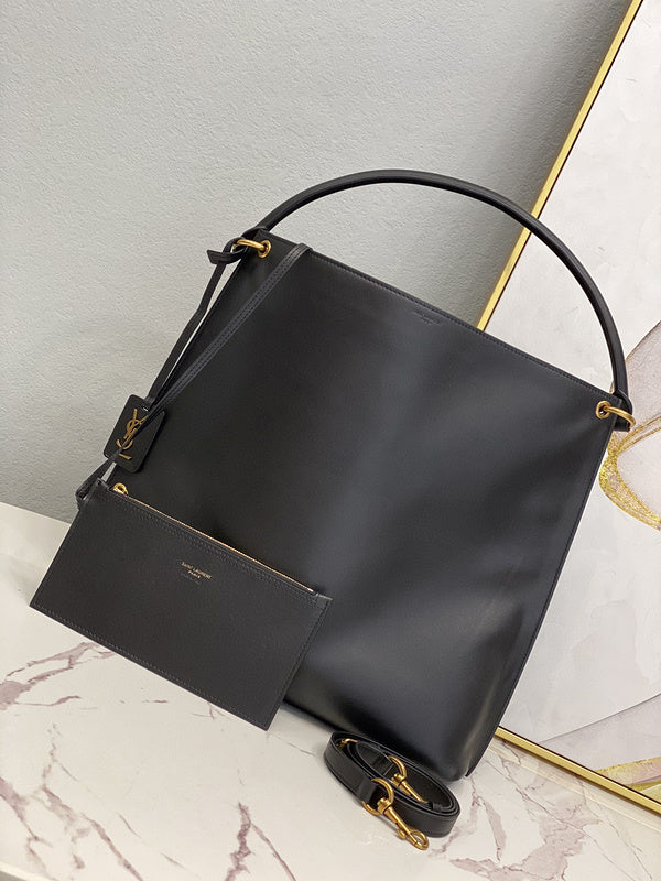 Amelia - YSL Bag - 2147