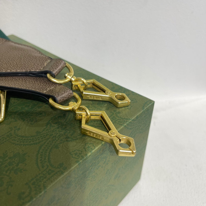 Amelia- GCI Bags - 2007