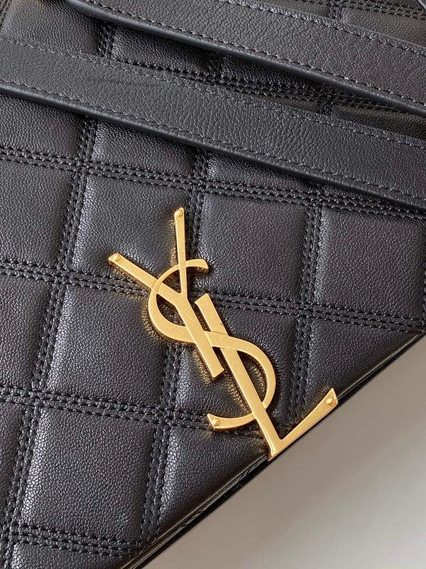 Amelia - YSL Bag - 3681