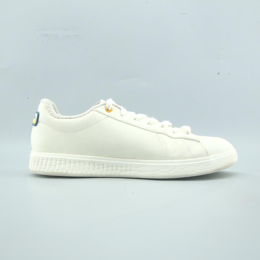 ANTA KEEP MOVING