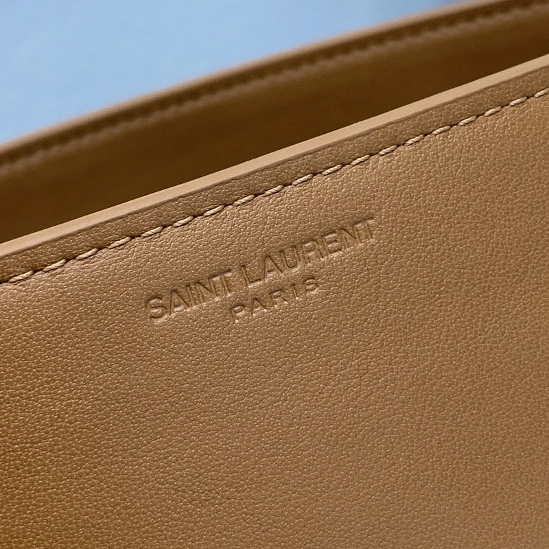 Amelia - YSL Bag - 2150