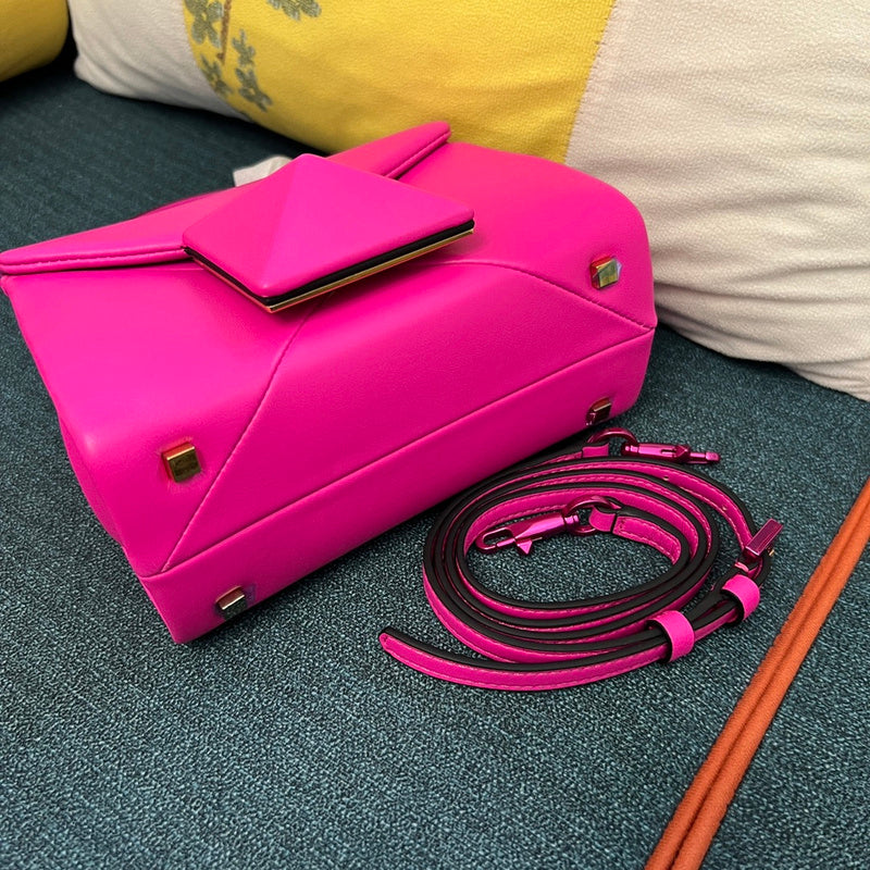 Amelia's Bag Gallery - VEL Bags - 405