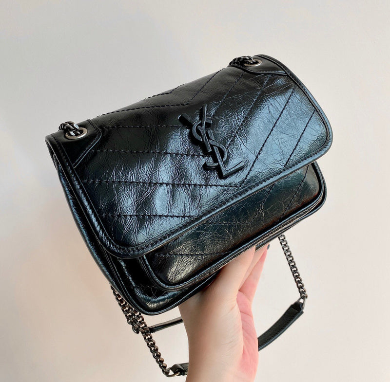 Amelia - YSL Bag - 3702