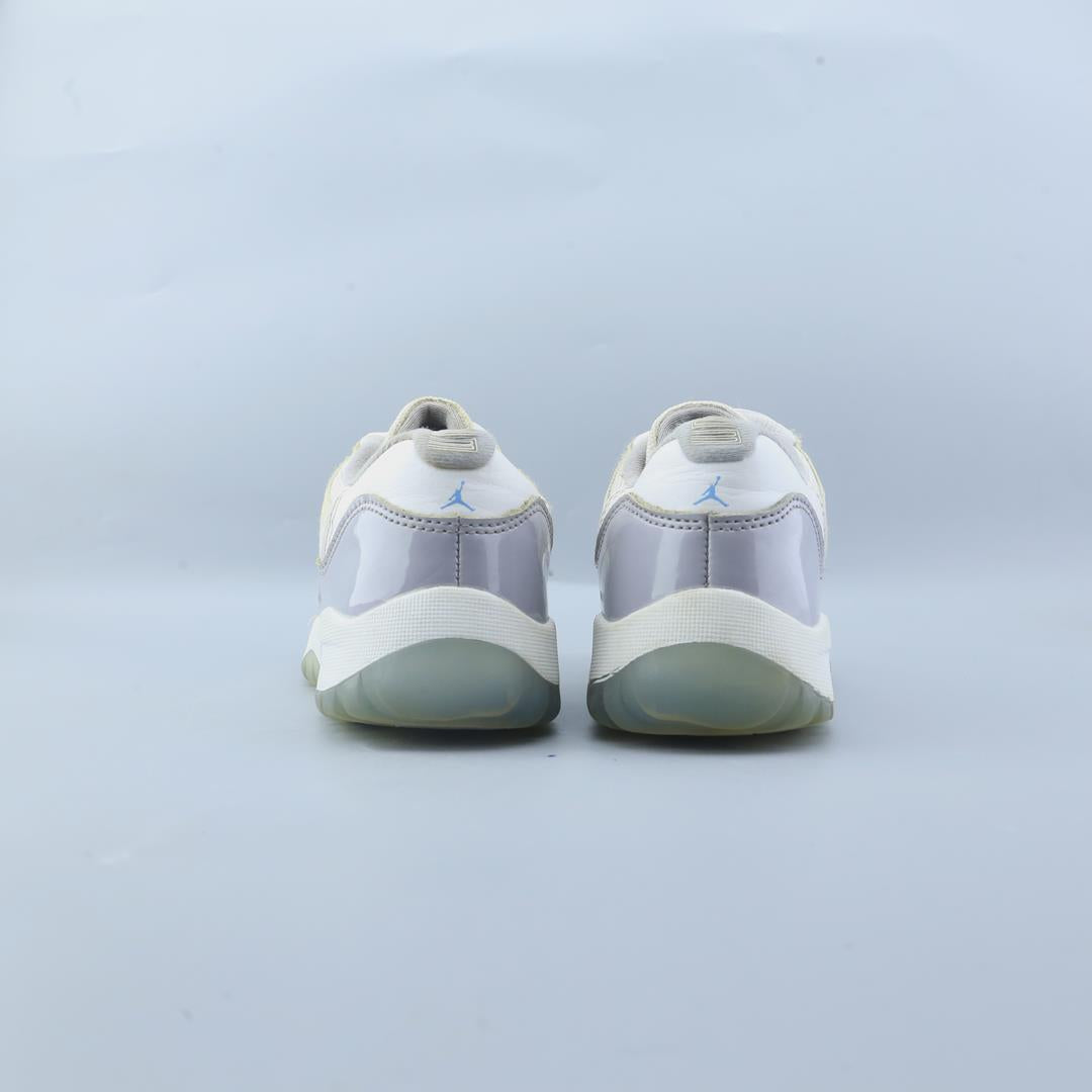 JORDAN 11 LOW