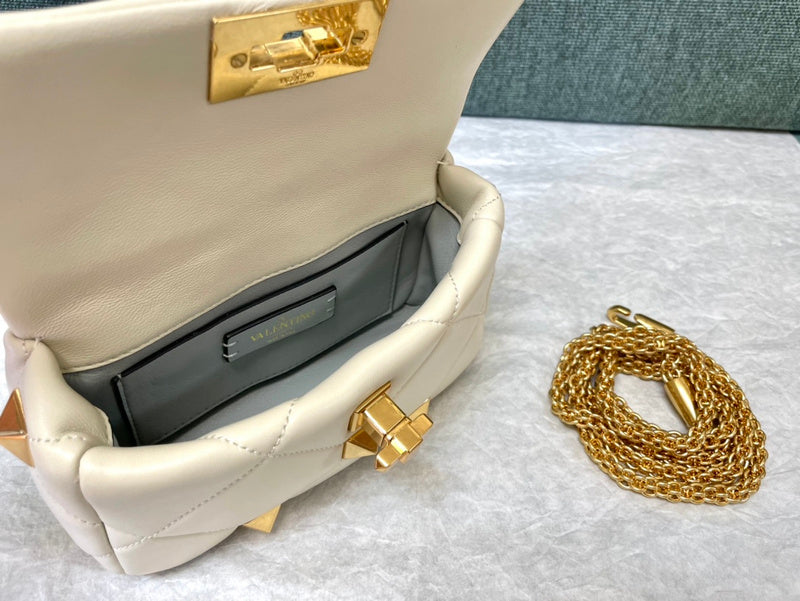 Amelia's Bag Gallery - VEL Bags - 221