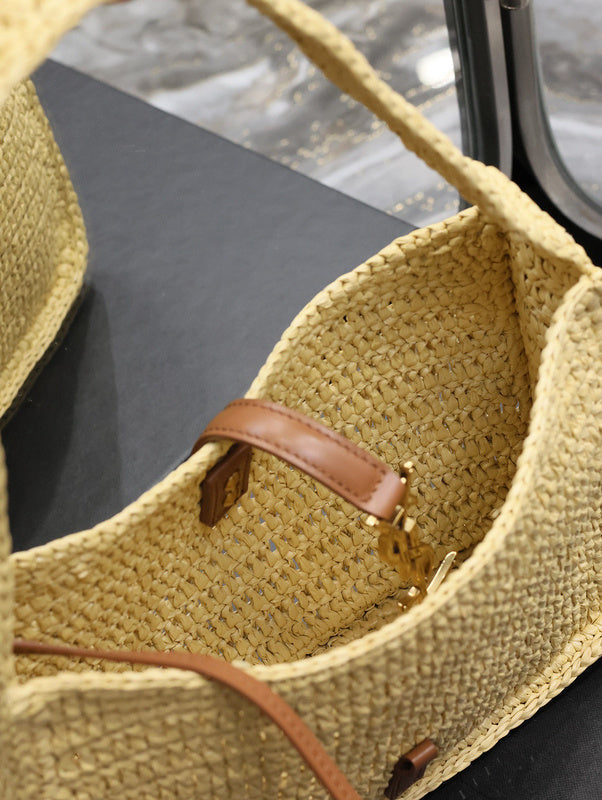 Amelia - YSL Bag - 1827
