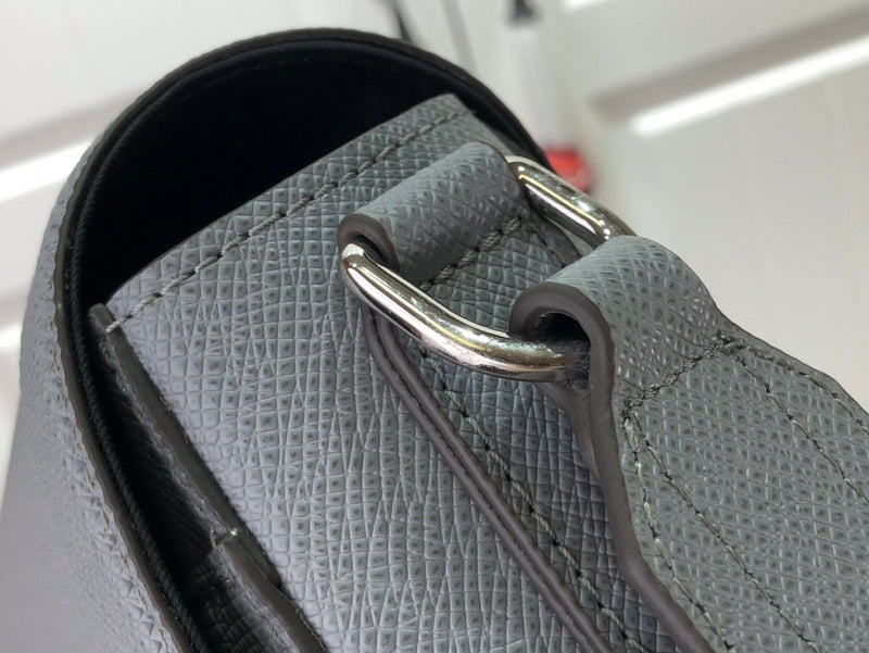 Fan Fashion Lu-Vi bags - 17382