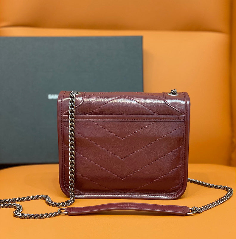 Amelia - YSL Bag - 2086