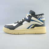 LI-NING .