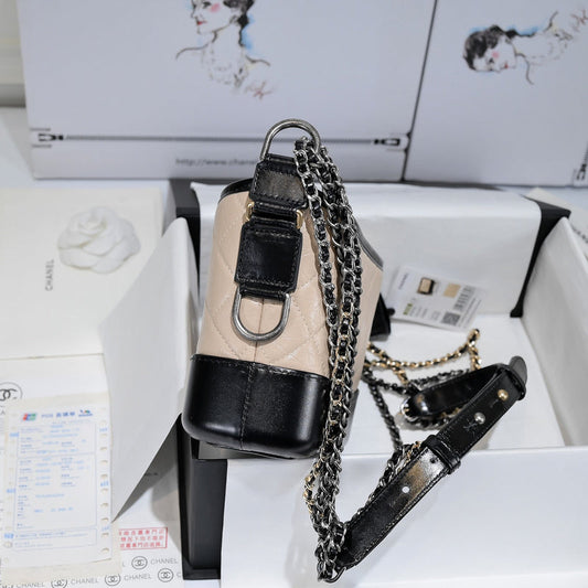 Amelia - CHL Bags - 2005