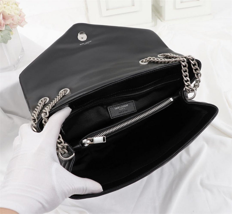 Amelia - YSL Bag - 2853